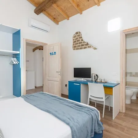 Apartment Way To The Sea - With Garden & Free Wifi Cabras