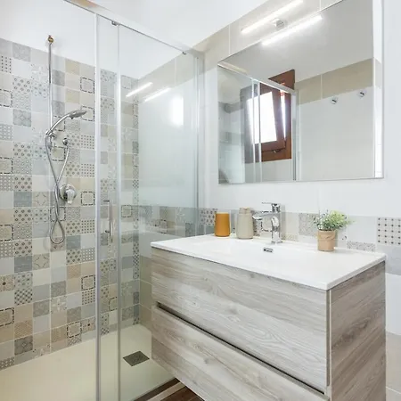 Apartment Way To The Sea - With Garden & Free Wifi *
