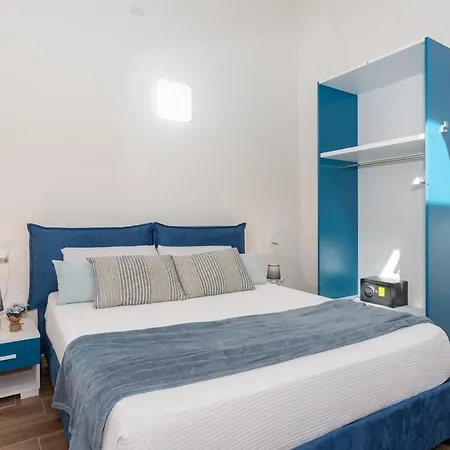 Apartment Way To The Sea - With Garden & Free Wifi