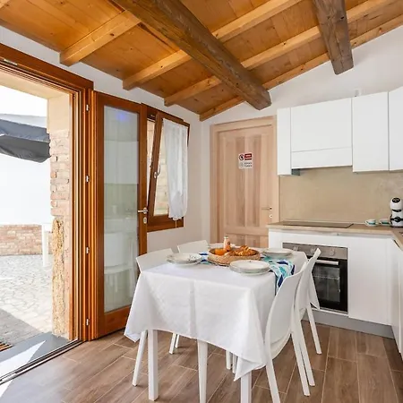 Apartment Way To The Sea - With Garden & Free Wifi *