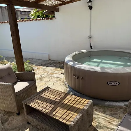 Way To The Sea - With Garden & Hot Tub * Càbras