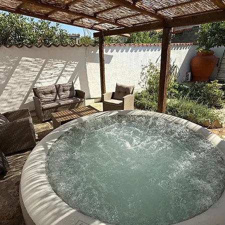 Way To The Sea - With Garden & Hot Tub * Cabras